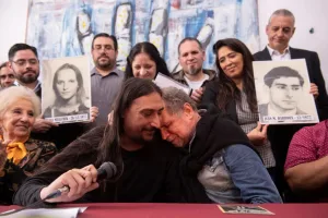 “Soy de Abuelas”: la nueva campaña de Abuelas de Plaza de Mayo para encontrar personas apropiadas por la dictadura