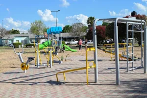Se reinauguró la Plaza Cozzoni en Pueblo Esther