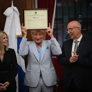 Rod Stewart, Huésped de Honor de Buenos Aires: “Es un placer estar en el país que le dio al mundo a Messi y a Maradona”