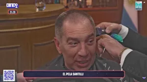Luego de la victoria, Diego Santilli cumplió su promesa de campaña y se rapó con el Gordo Dan
