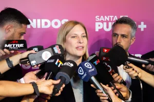 “Al gobernador le faltó decir que es la representante de Juan Grabois en Rosario. Los dos Juanes”, dijo Scaglia de Tepp