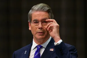 Todo depende del norte: Bessent volvió a intentar calmar el caos con anuncios de más dólares y una nueva intervención