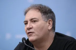 Triple crimen: Alonso ratificó que el video de las chicas fue visto por cuatro personas