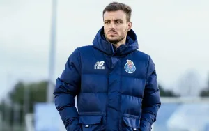 La otra elección leprosa: el 14 de diciembre también se decide el próximo DT