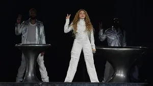 “Billboard” reconoció a la colombiana Shakira como la artista latina más taquillera de la historia de la música