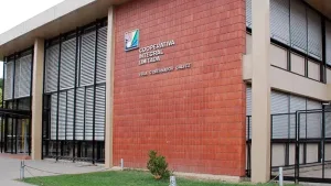 Advertencia en Villa Gobernador Gálvez: la cooperativa anticipa cortes de luz en 33 barrios por una deuda de $6.000 millones