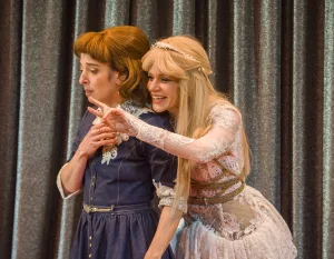 Llega a Rosario “Quiero decir te amo”, otra de las creaciones de Mariano Tenconi Blanco, al frente de Teatro Futuro