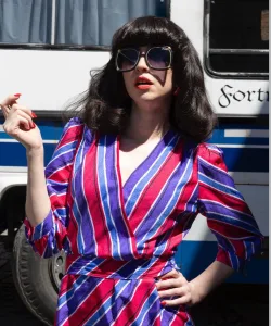 Netflix filtró algunas fotos del rodaje de la biopic de Moria Casán que revolucionaron las redes sociales  