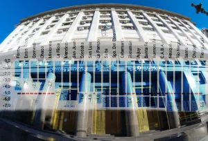 La Nación redujo un 5% interanual los recursos tributarios transferidos a las provincias en noviembre, por caída de la recaudación