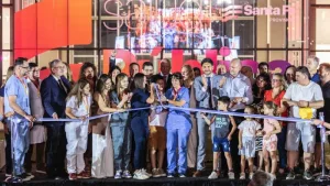 El gobernador y la vicegobernadora de la Provincia de Santa Fe, Maximiliano Pullaro y Gisela Scaglia