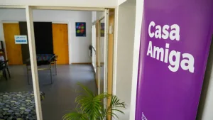 Una oportunidad frente al padecimiento: reinauguran Casa Amiga, un hogar seguro para víctimas de violencia