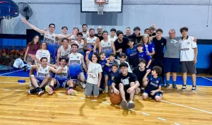 Universitario C le ganó a Servando Bayo y se metió en el cuadrangular final de la D