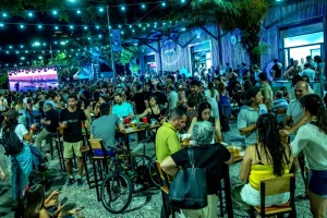 Javkin inauguró el Mercado del Río en la renovada costanera central