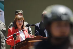 "Tenemos un prófugo muy importante que estamos buscando", afirmó Bullrich tras la captura de Brian Bilbao
