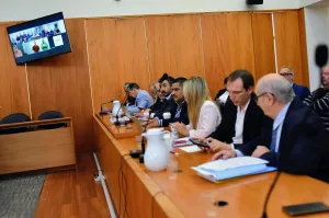 Quiénes son los 14 policías, algunos de ellos ex altos jefes, llevados a audiencia por el fraude con combustibles para patrulleros