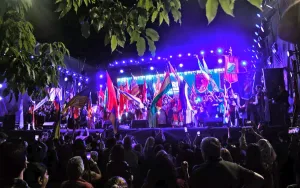 La lluvia la corrió un día, pero este sábado arranca la Fiesta de Colectividades: toda la información y mapa interactivo