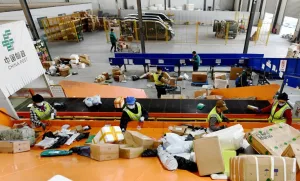 Entre Shein, Temu, Amazon y Aliexpress despacharon en octubre al país el récord de más de 4 mil productos