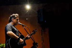 Diego Wacker presenta este sábado su disco “Ascenso-Descenso” en el bar El Cairo