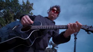 Diego Wacker presenta su disco “Ascenso-Descenso” y rinde homenaje a una gran banda argentina