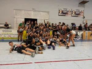 Unión de Arroyo Seco es el campeón de la Copa Rosario Plata del femenino