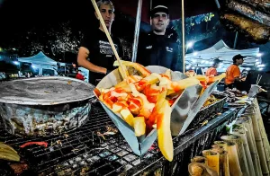 Por el alerta meteorológico, suspendieron la jornada de este sábado de Colectividades