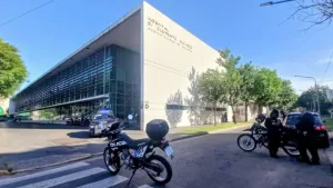 Segundo ataque en un mes: balearon a Dylan Cantero, hijo del fundador de Los Monos, y a otras dos allegadas