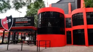 Puerta principal del Club Atletico Newell’s Old Boys