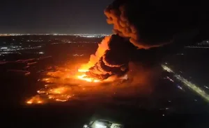 Impactante explosión e incendio en una fábrica del polígono industrial de Ezeiza dejó más de 20 heridos y temen contaminación