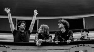 Este viernes Lucky Rivers presenta “Binario” junto a Malditos Perros Secuaces