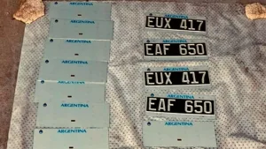 Denuncian que en la Argentina hay más de 80 mil autos “mellizos”