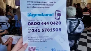 Reclamo del teléfono verde Mun rosario