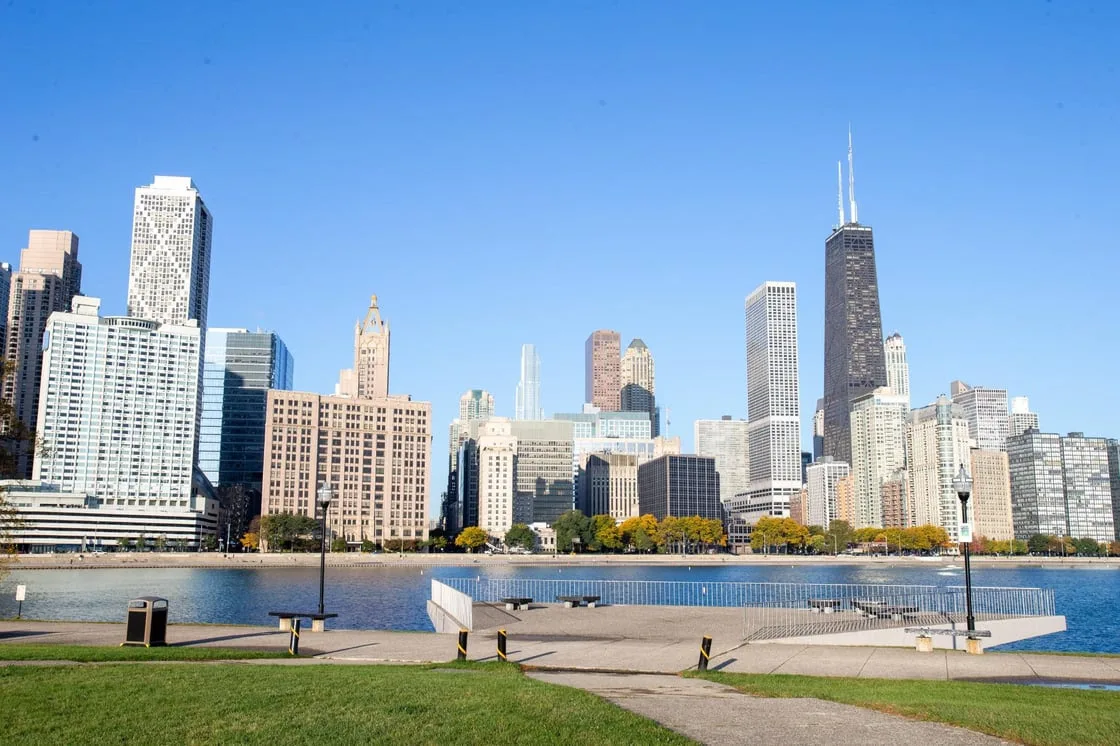 Chicago nombrada uno de los “Mejores lugares para visitar en 2026” por Frommer’s