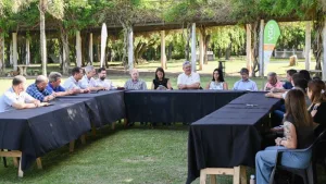 el intendente municipal Alberto Ricci lideró un encuentro de trabajo con todos los concejales de la ciudad
