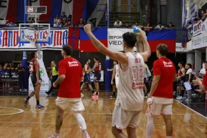 Provincial cerró el año de Liga Argentina con otra enorme victoria y el liderazgo del Sur