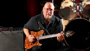 Steve Cropper, uno de los mejores guitarristas de la historia y el creador de potentes e inigualables riffs
