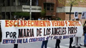 Docentes repudian el fallo del caso Paris