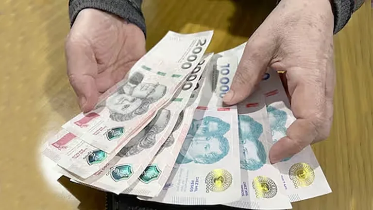 Aguinaldo sin festejo: de la cuenta sueldo directo al pago de deudas