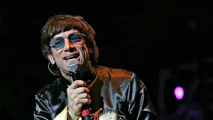 El músico Joaquín Levinton sufrió una descompensación cardíaca  en un bar y fue internado de urgencia