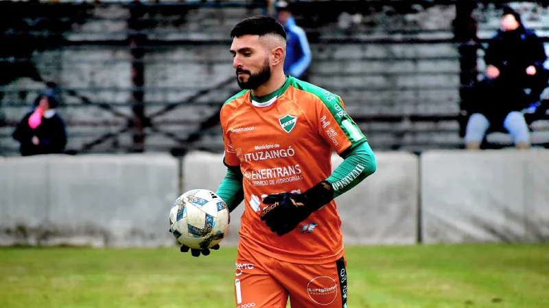 El arquero Matías Giroldi regresa a Central Córdoba luego de tres temporadas y buscará el ascenso a la Primera B Metropolitana