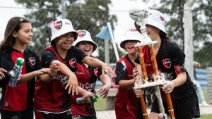 Las inferiores de Newell's femenino salieron campeonas de todas las categorias de Rosarina.