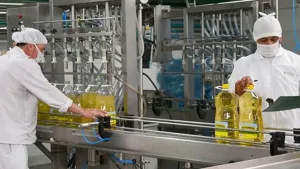 Reforma laboral en la mira: aceiteros lanzan paro y hay alerta en el gobierno por la liquidación de divisas