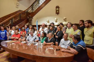 Gremios y concejales alertan por la situación del Policlínico Pami I