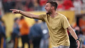 Estuvo cerca de Newell's y finalmente se va a Brasil: Martín Anselmi dirigirá a Botafogo