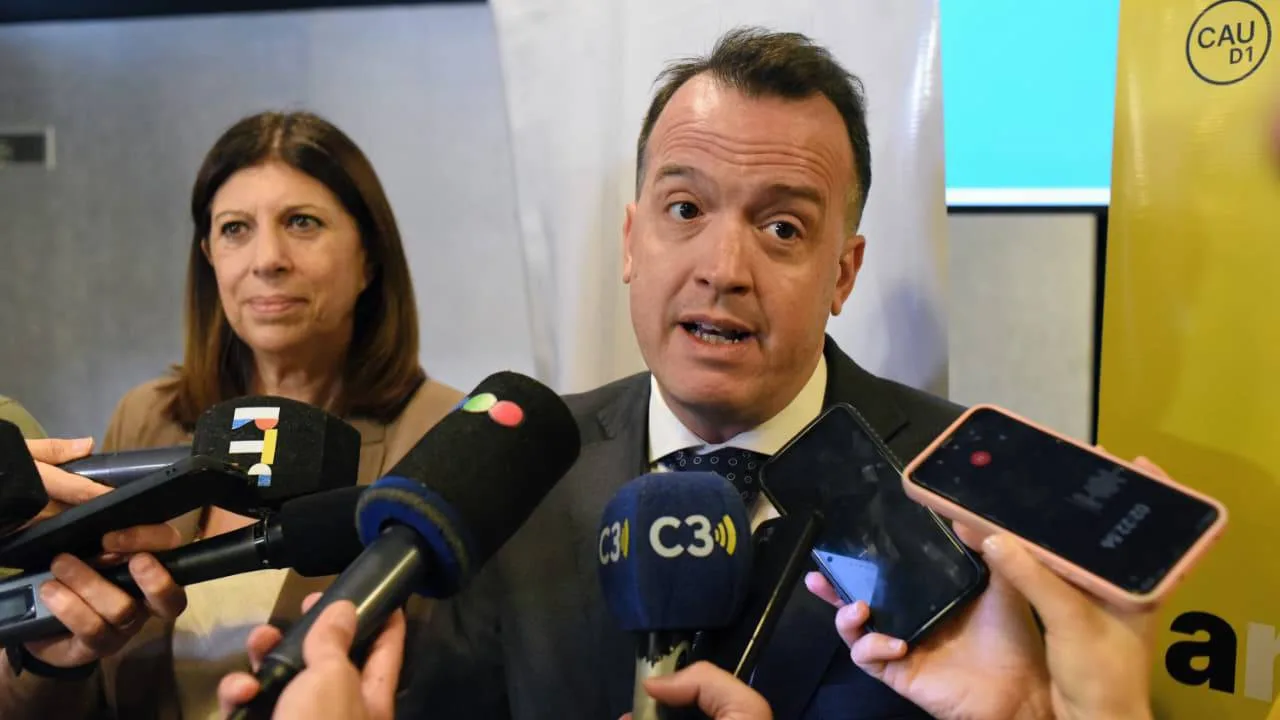 Audiencia en Rosario por la ley orgánica de municipios. diciembre 2025