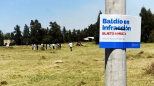 terrenos baldíos abandonados