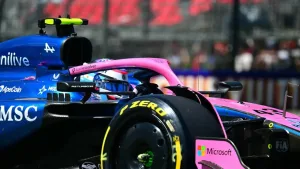 Con la tuya: denuncian que funcionarios de la Side utilizaron fondos públicos para viajar a ver una carrera de Colapinto