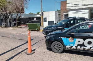 Encontraron el cuerpo de una mujer en la pileta de una casa de Villa Gobernador Gálvez