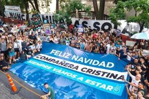 Cristina Kirchner pasará Año Nuevo internada debido a una lenta recuperación de la operación