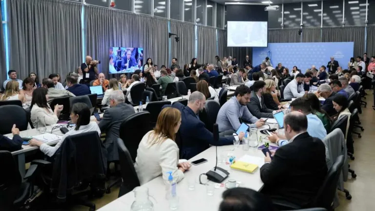 Diputados: el oficialismo fideliza aliados y busca aprobar este miércoles el Presupuesto y otras dos leyes clave