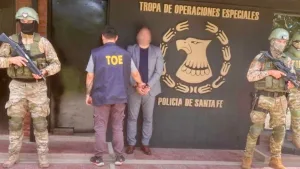 Estafas millonarias: el asesor de bolsa detenido en un bar céntrico quedó en prisión preventiva